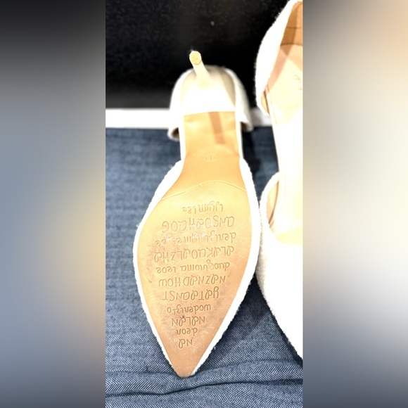 Elegant Cream Women's Heels - Picture 3 of 3